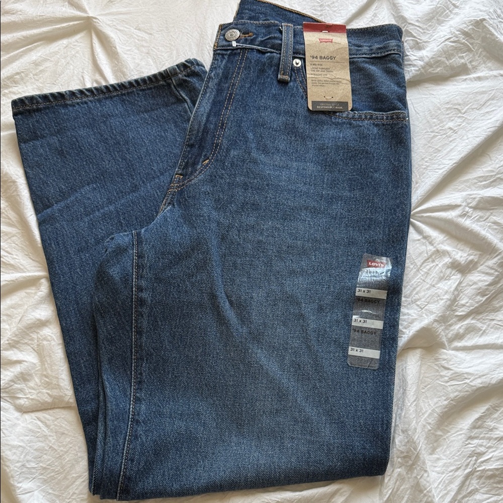 Levi's woman’s 94 baggy Jeans
